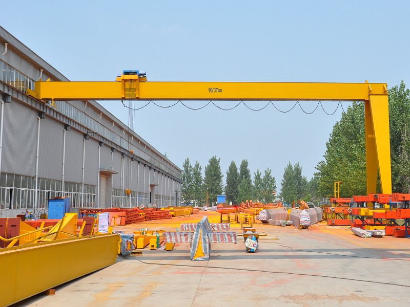 起重機廠龍門吊圖片